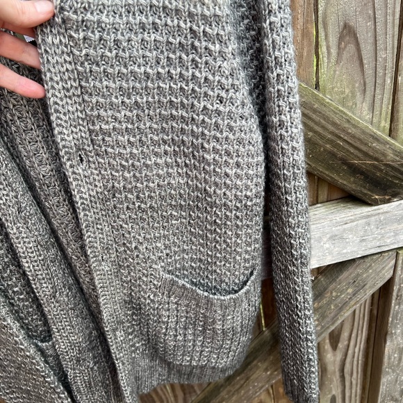 Goodfellow & Co women’s gray ombré cardigan - Picture 6 of 9